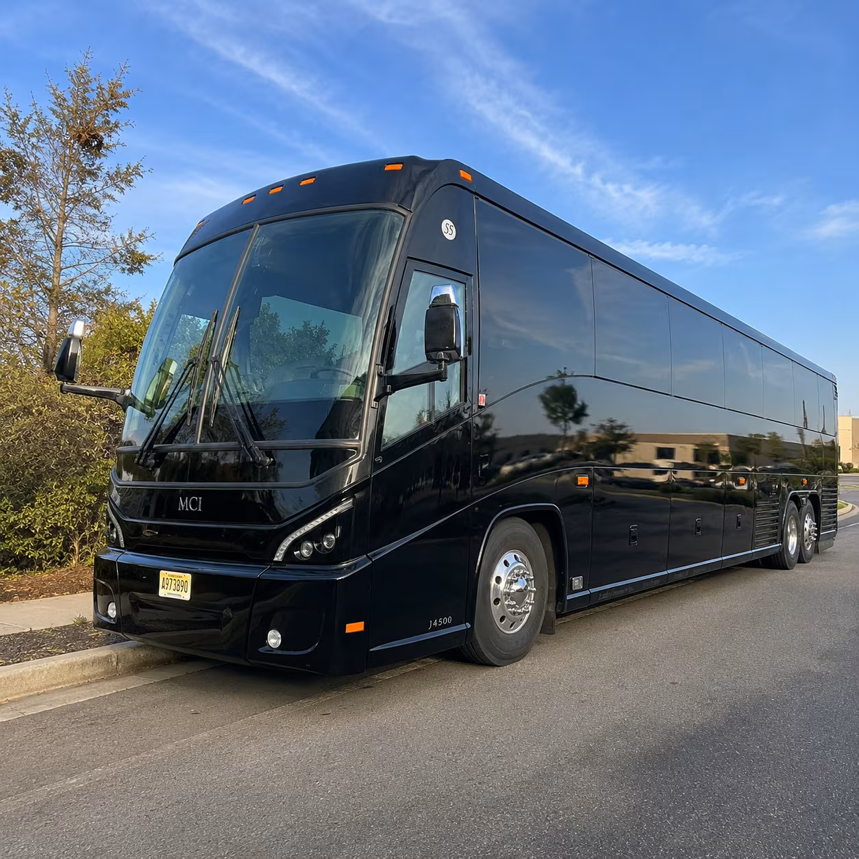 airport shuttle buses for wedding guests arriving at dlh