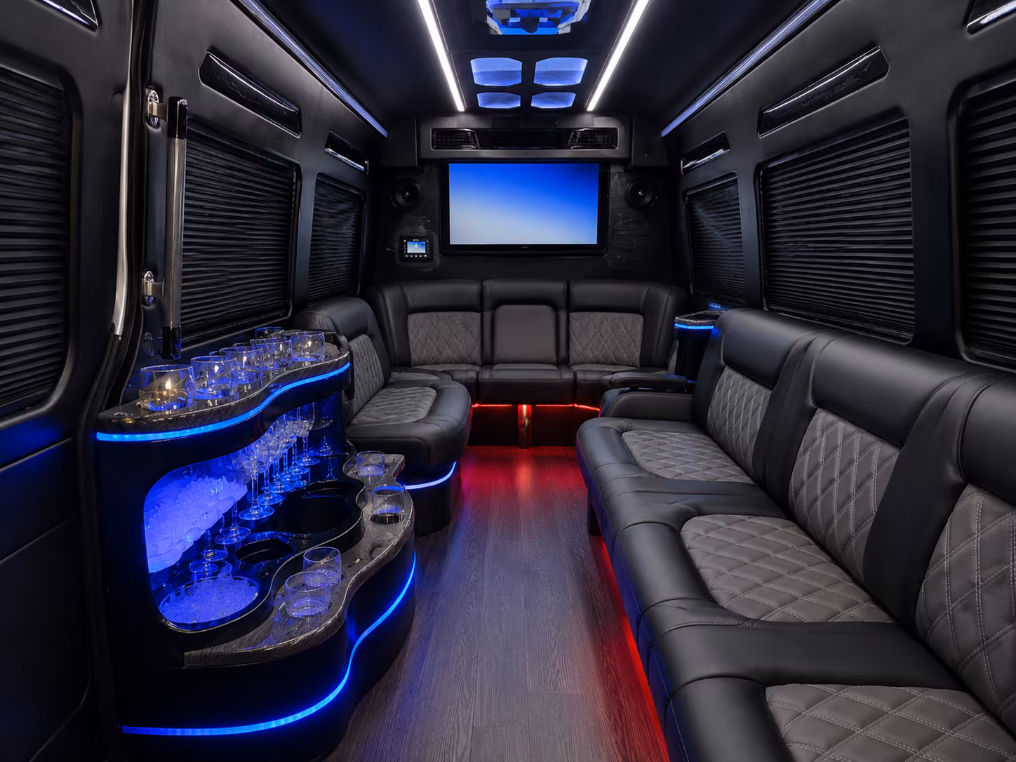 bus rentals for corporate retreats along minnesota s north shore