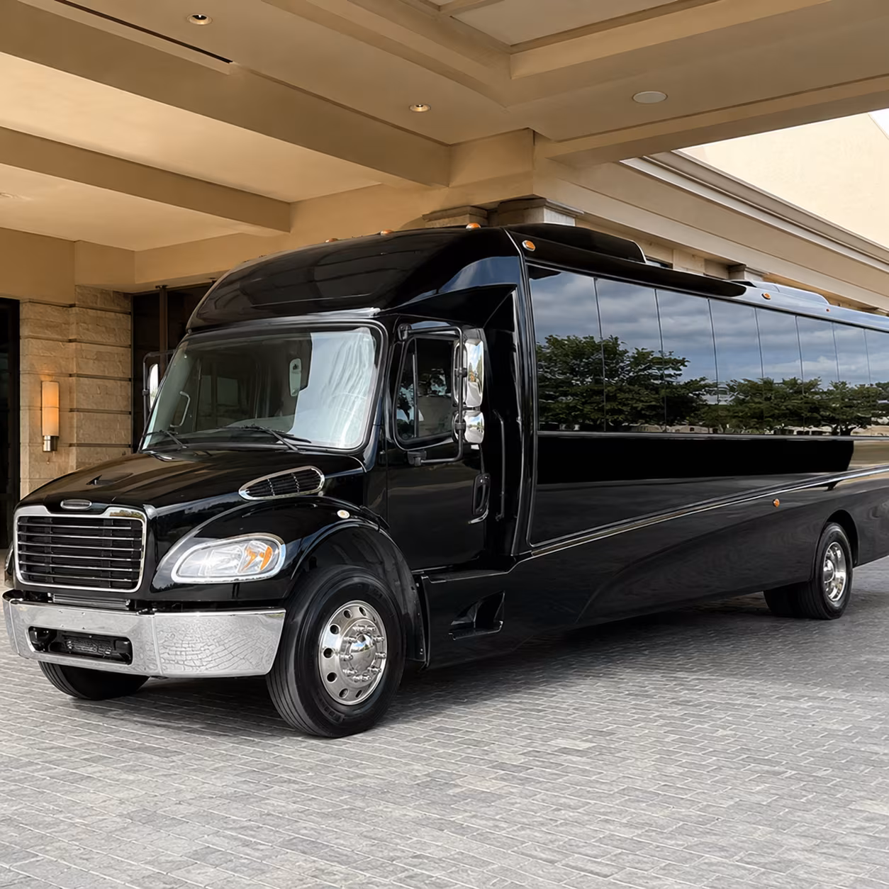 charter buses to bayfront festival park shows and summer concerts
