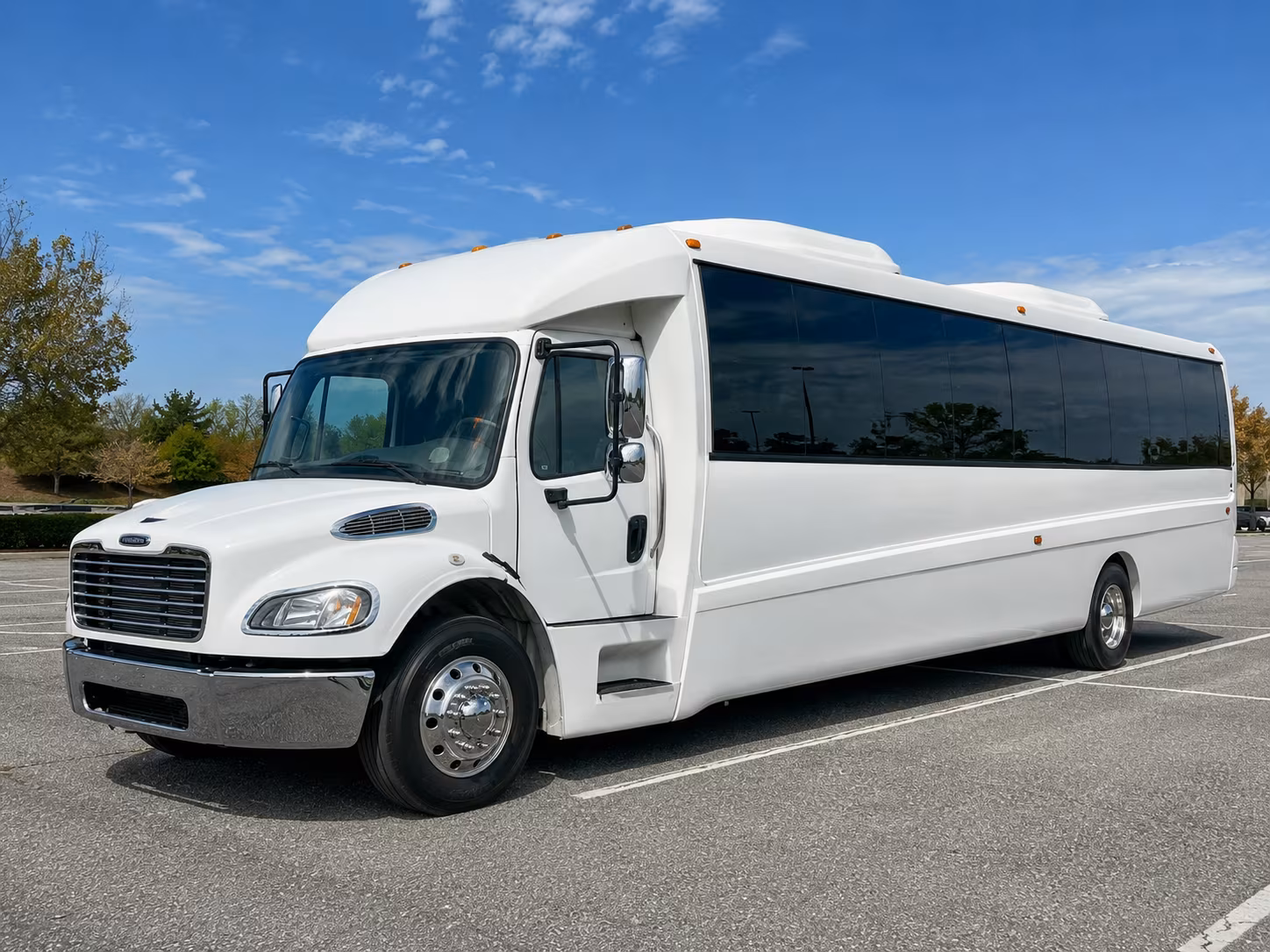 duluth 30 passenger party bus