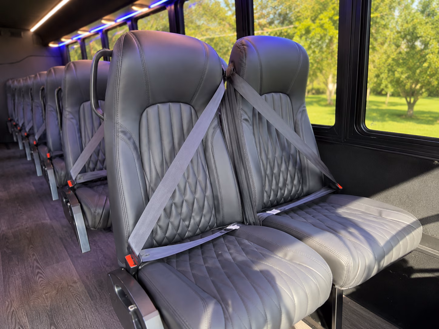 duluth airport transportation onboard seating