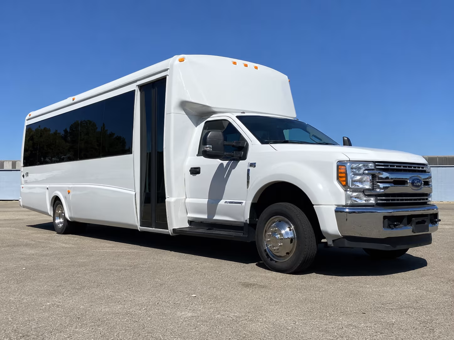 find the perfect transportation for your next sporting event 1