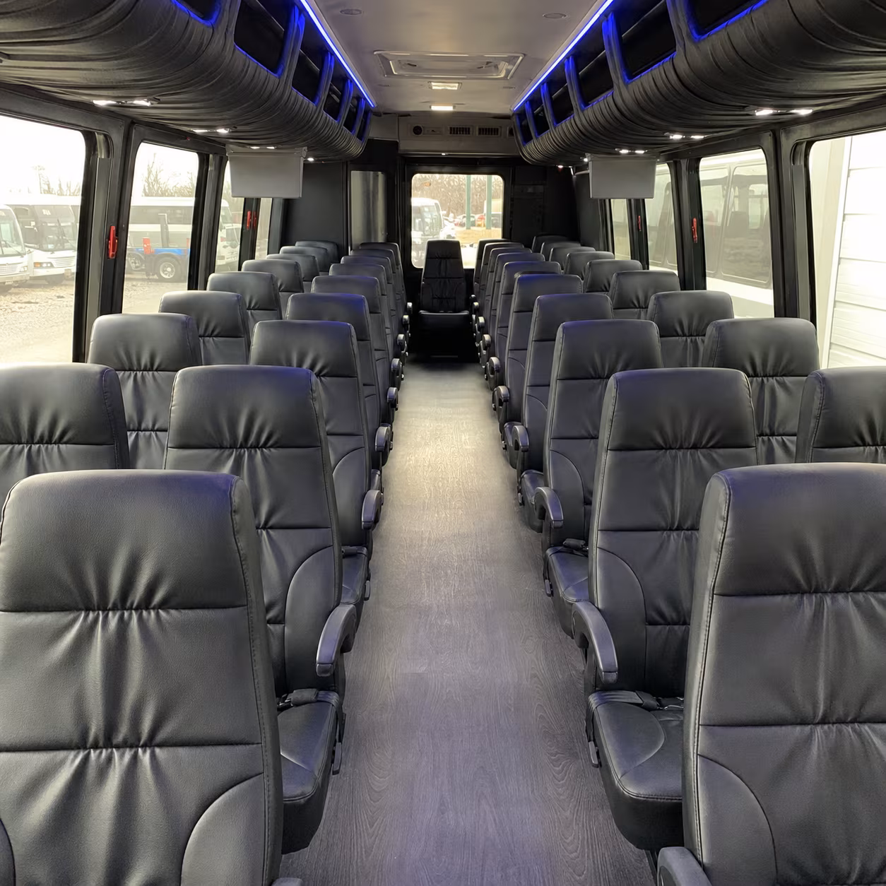 minibus rentals for small group winery tours near duluth