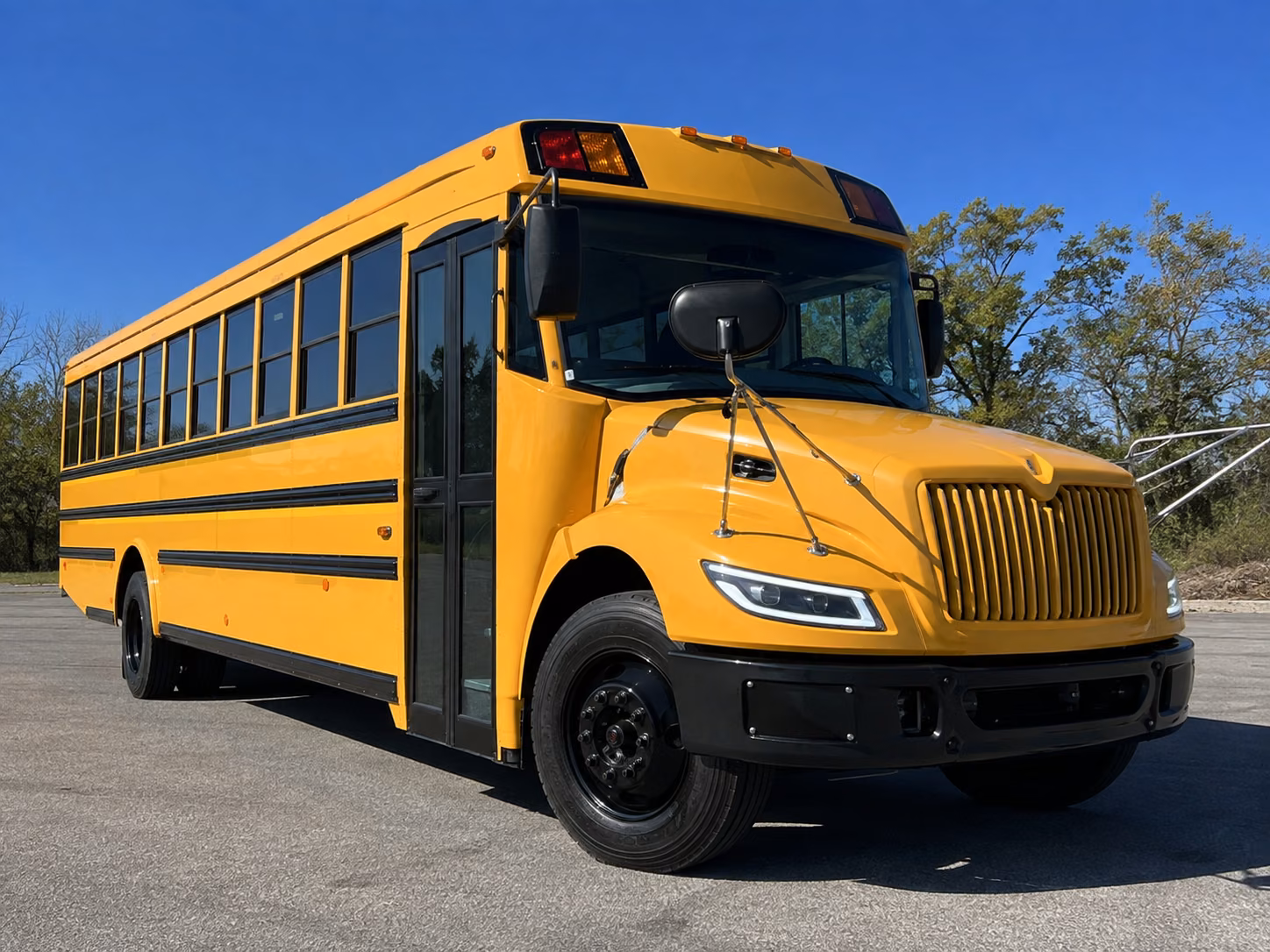 school bus rentals for duluth science and nature field trips